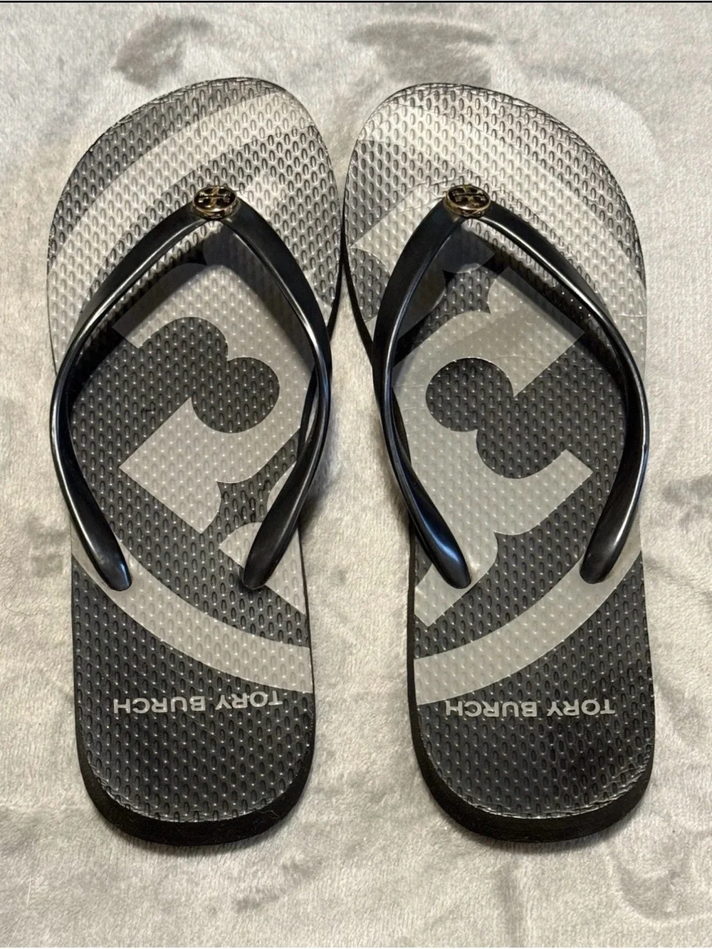 Tory Burch Flip Flops Thong Sandals Black Gray Beach EUC Women’s 8?